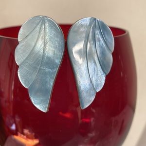Pretty blue shell wings earrings